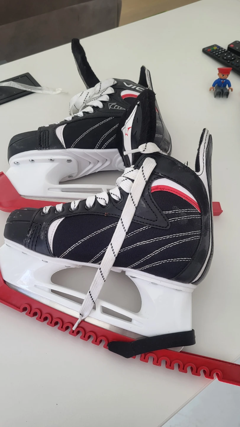 VIC Ice Skates - photo 2
