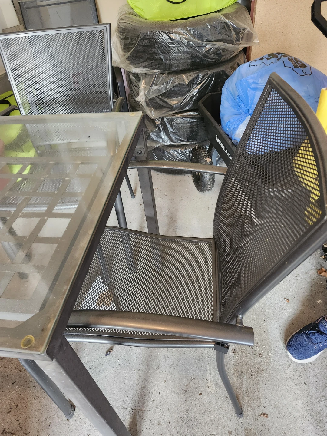 Patio furniture - photo 3