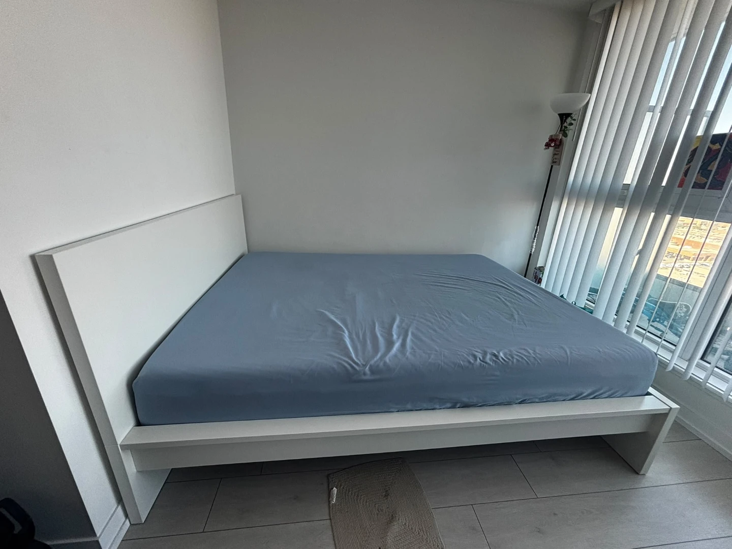 IKEA- MALM ( Bed Frame) + Matress (Queen size) - photo 4