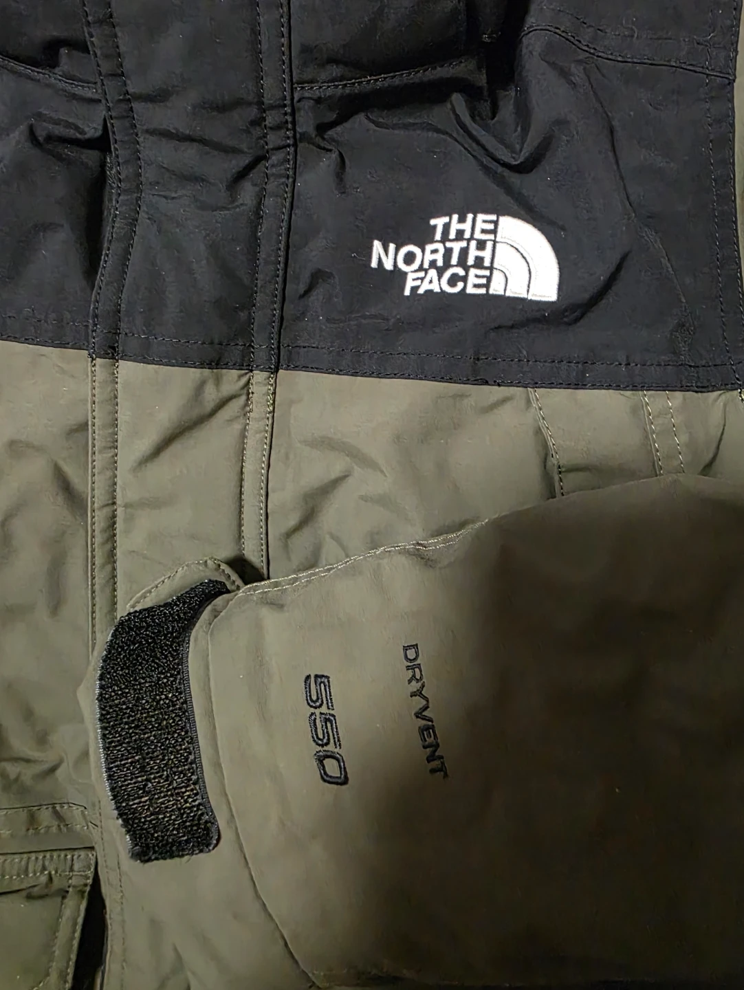 The North Face Boys 550 Down Parka - Olive/Black - photo 2