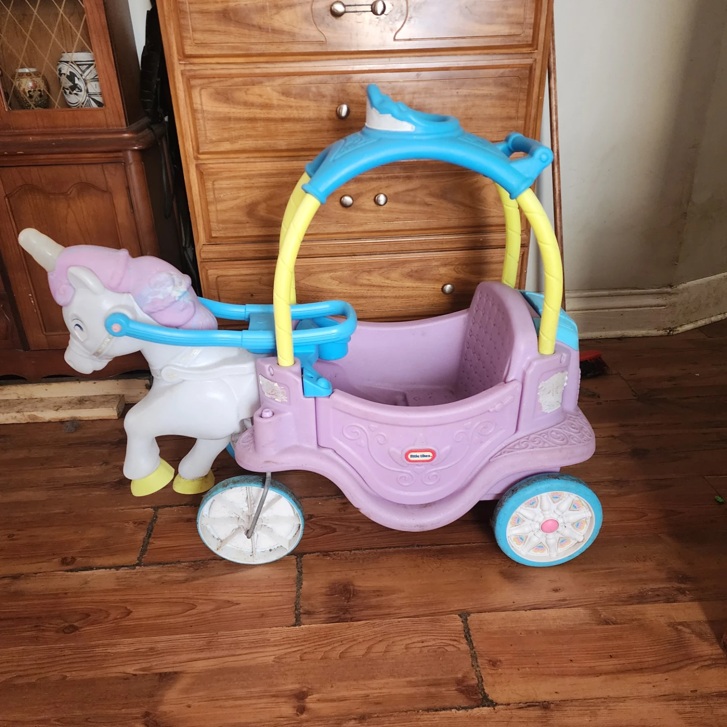 Little Tikes unicorn carriage