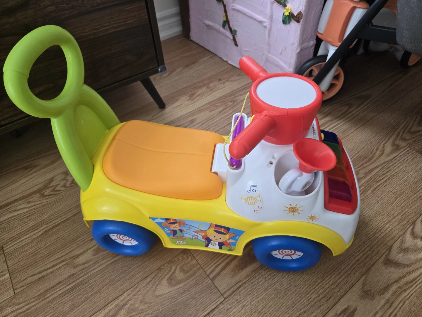Fisher-Price Little People Music Ride-On - photo 2