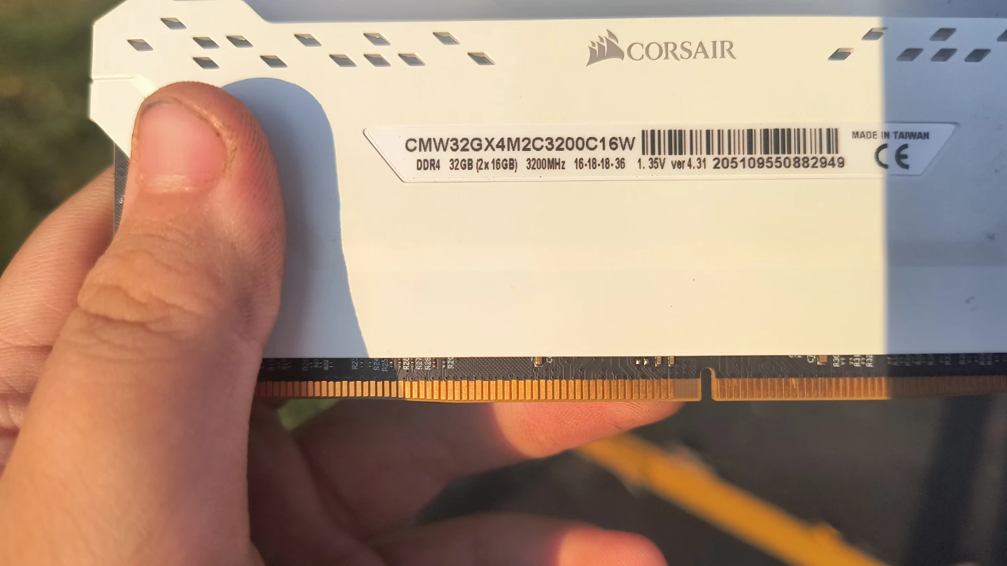 32GB of ddr4 one stick - photo 2