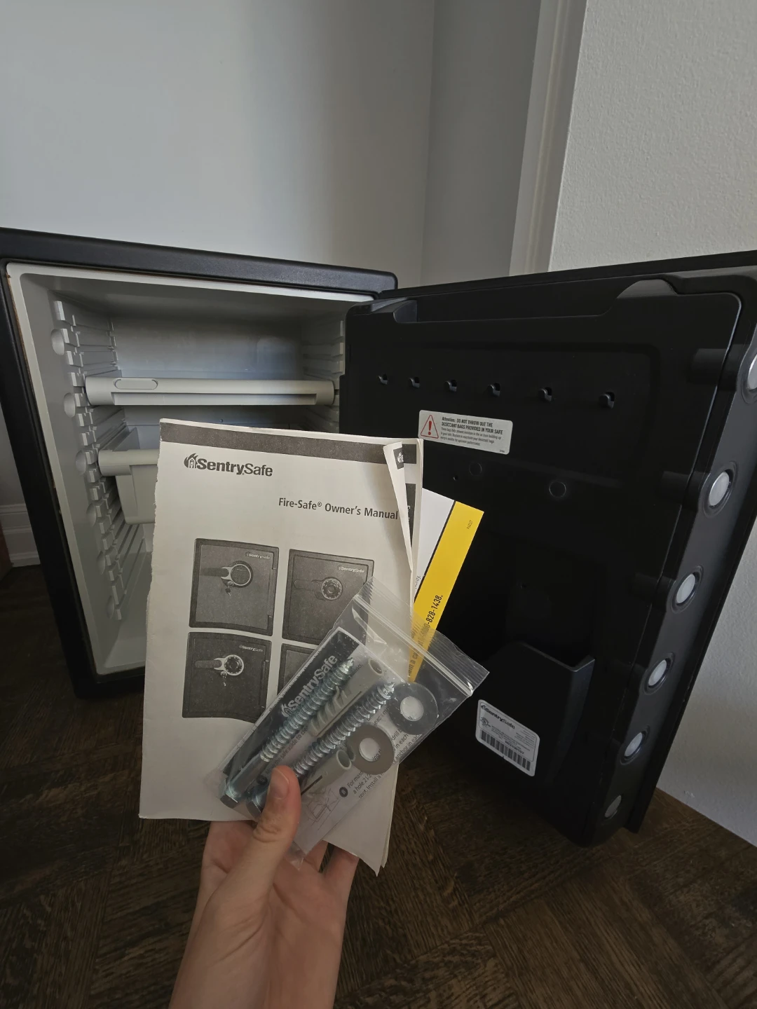 XXL Steel Sentry Safe - photo 4