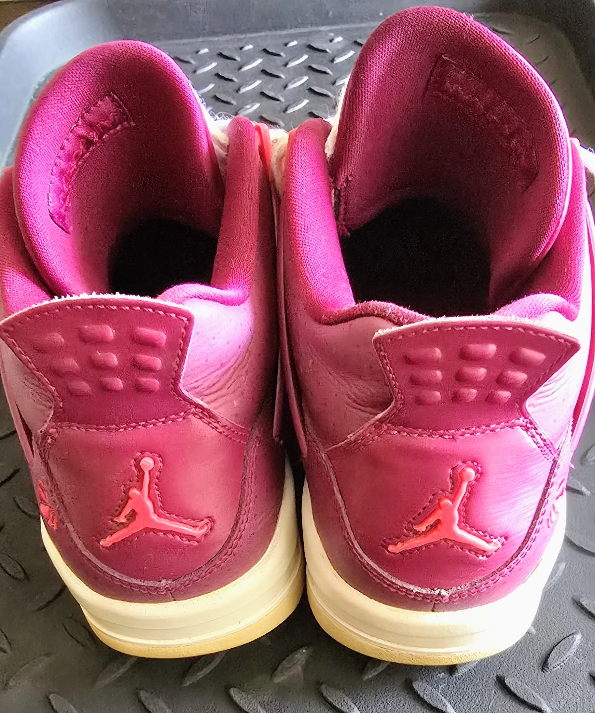 Jordan 4 Retro Pink Sneakers - photo 4
