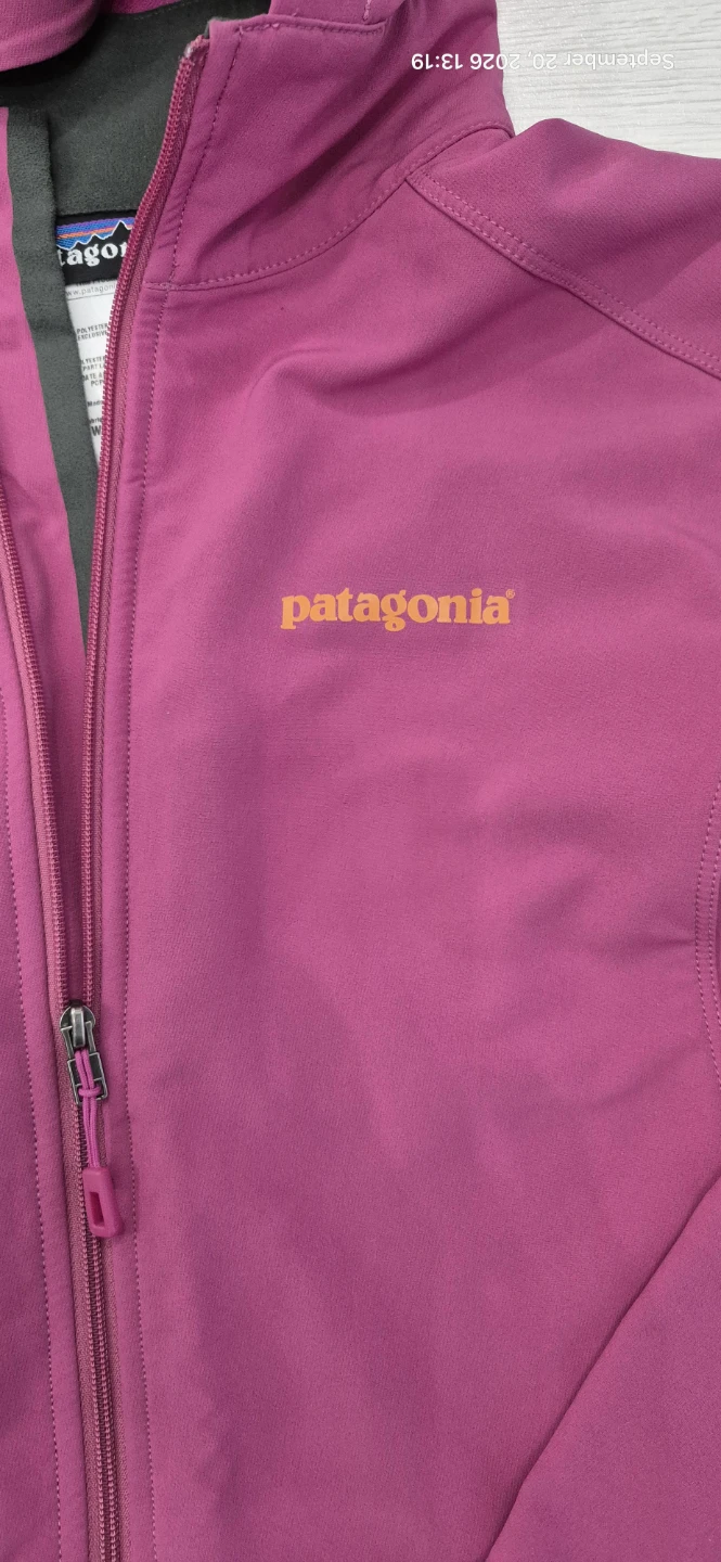 Patagonia Women's Hooded Jacket - Pink, XS - photo 2