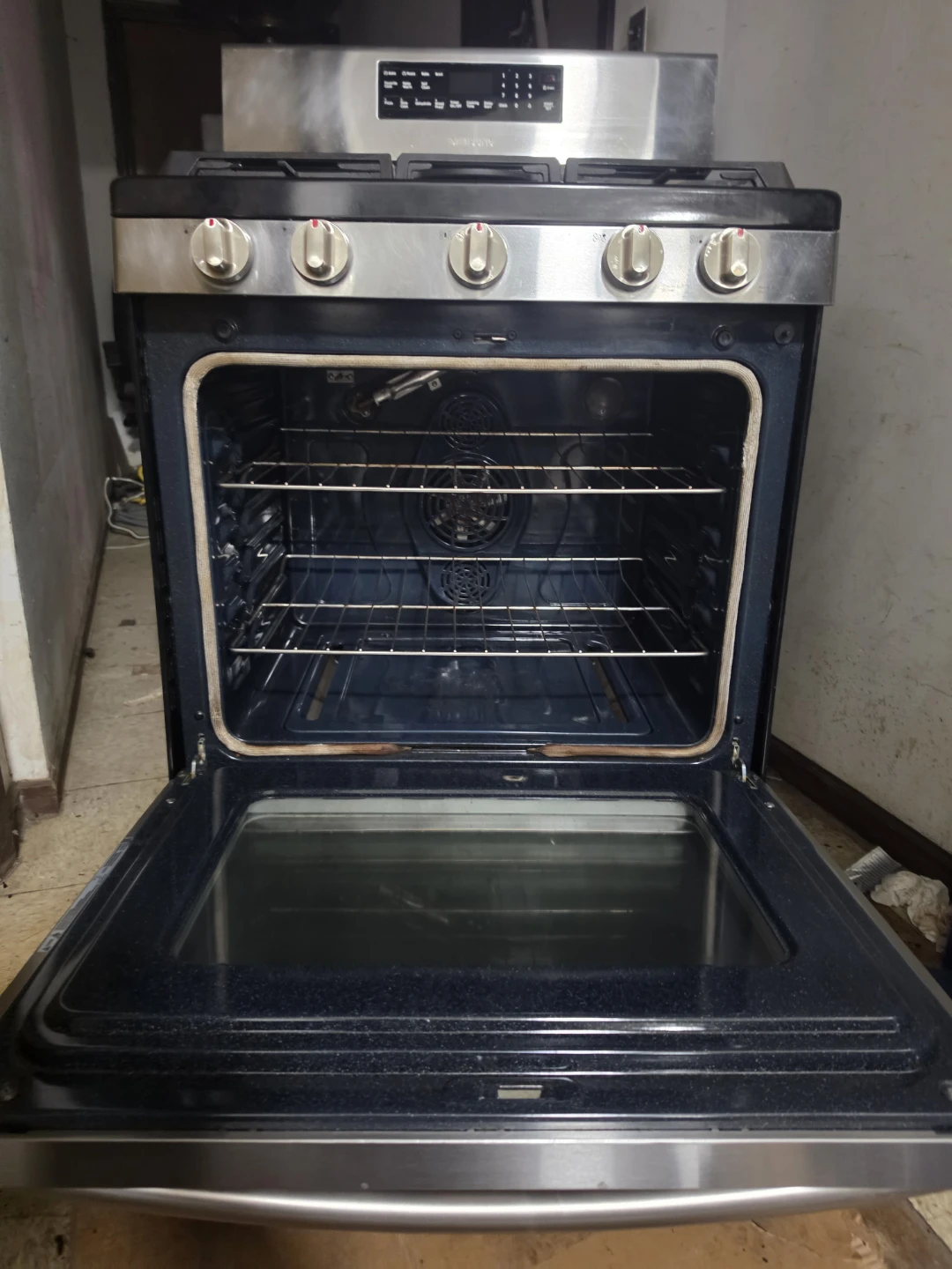Samsung Stainless Steel Gas Range - photo 3