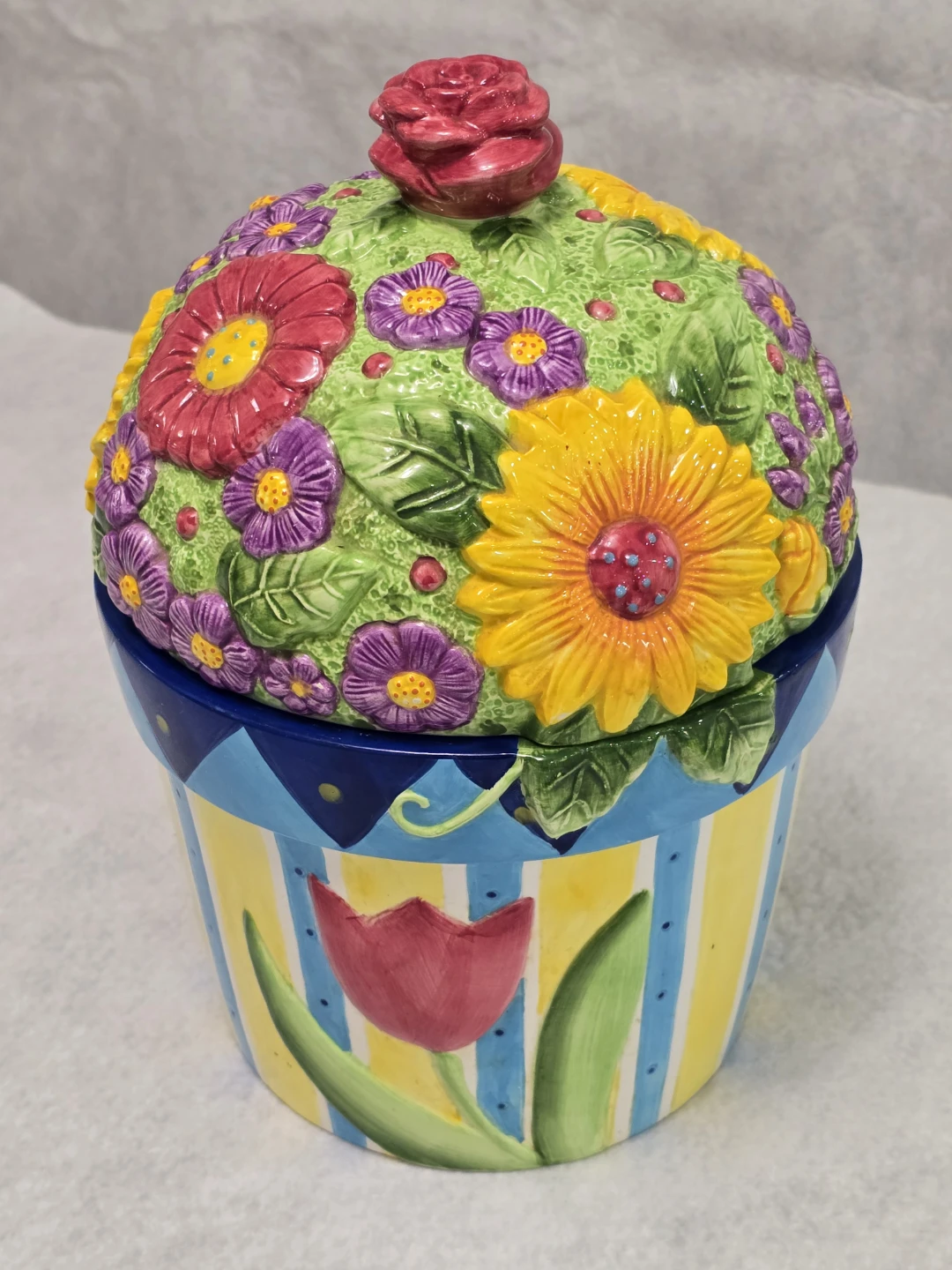 Vintage Cooks Club Flower Cookie canister Tulips Roses butterfly - photo 5