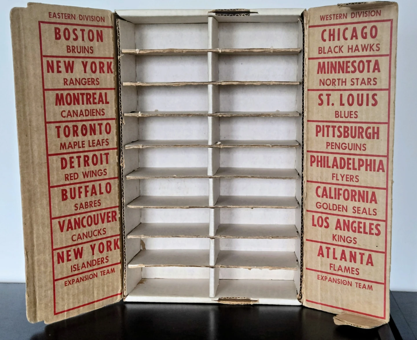 Rare 1972/73 OPC Hockey Card Locker, Fully Intact - photo 5