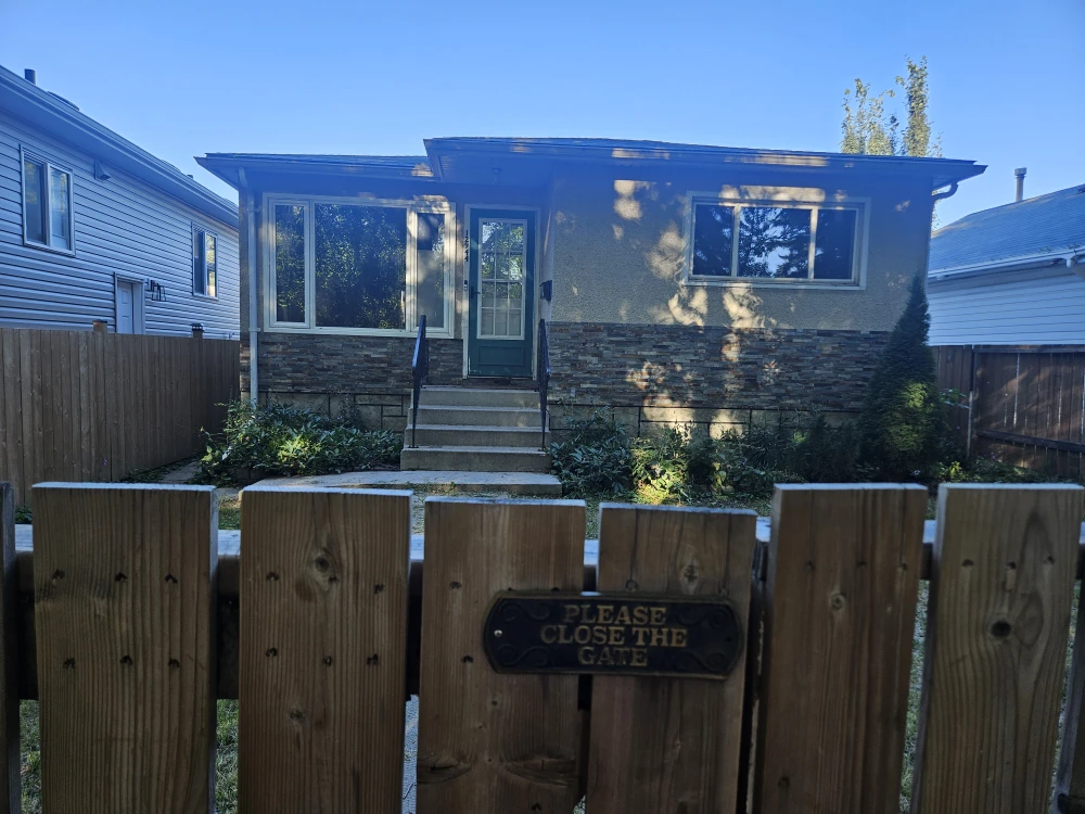 3 bed 1 bath upstairs suite