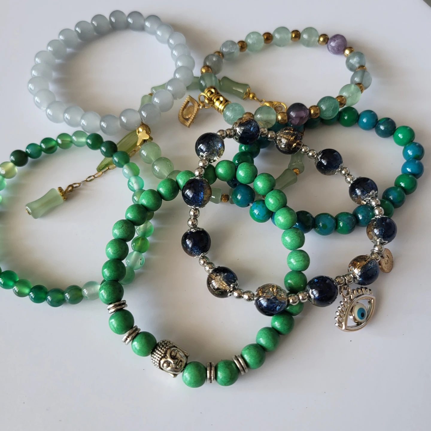 Large Collection of Assorted Beaded Bracelets - photo 5