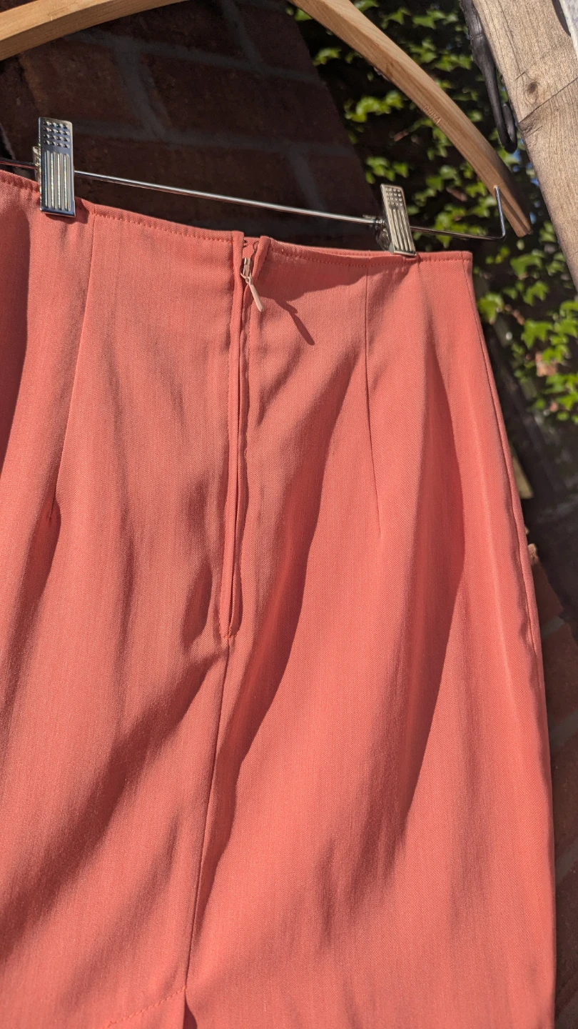 Vintage Women's Two Piece Suit Jacket And Skirt - photo 5