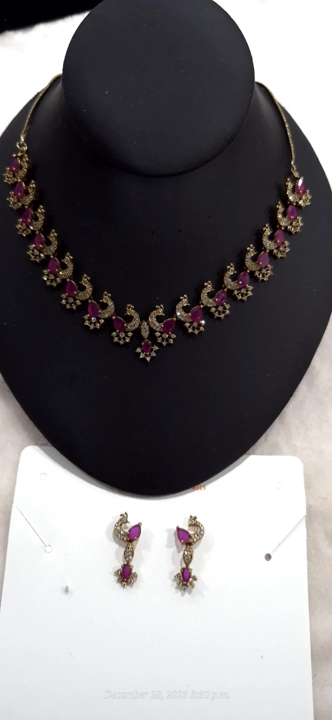 💎 MEGA SALE — Imported Necklaces UNDER $26! ✨ - photo 5