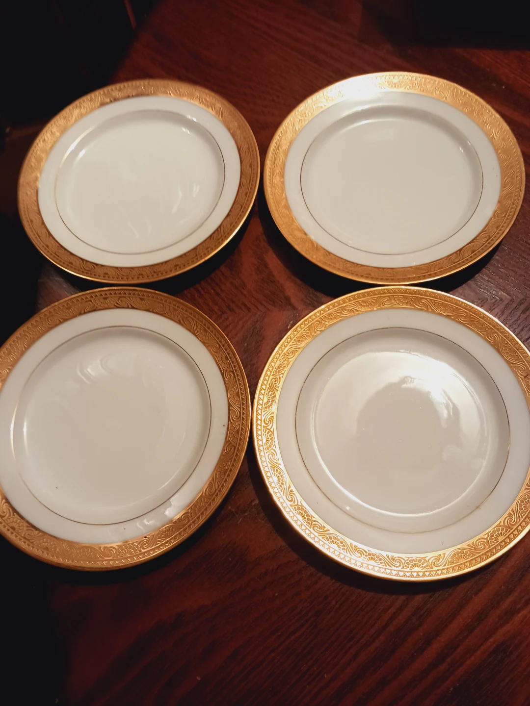 Set of 4 × 22K Gold Trim Fine French Porcelain Plates - photo 3