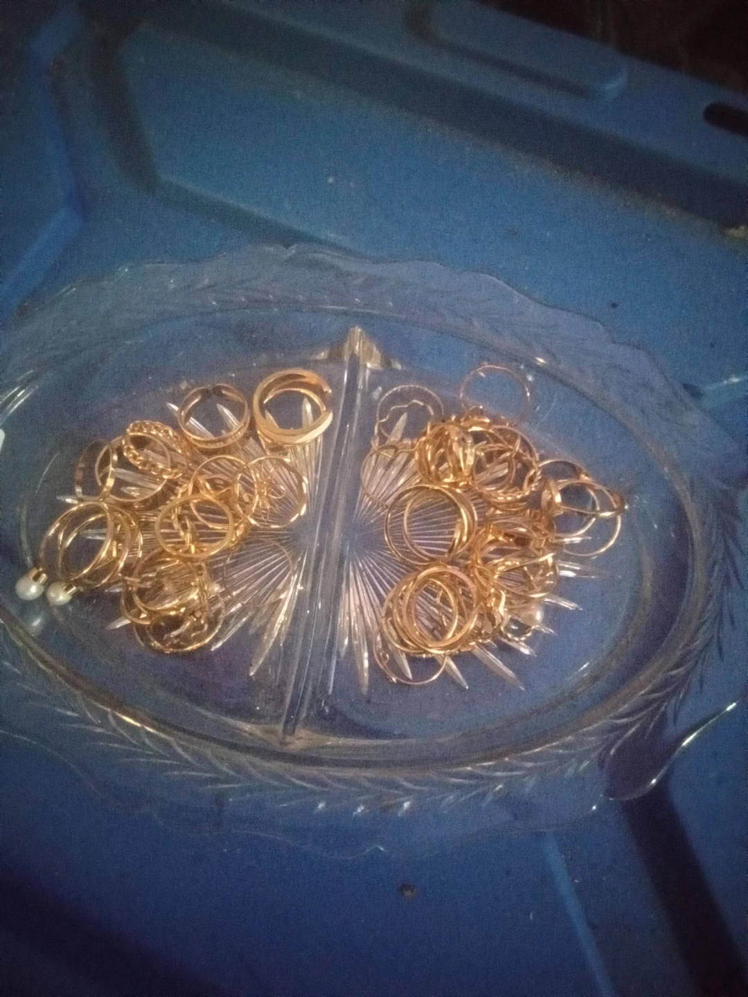 Assorted gold-tone fashion rings