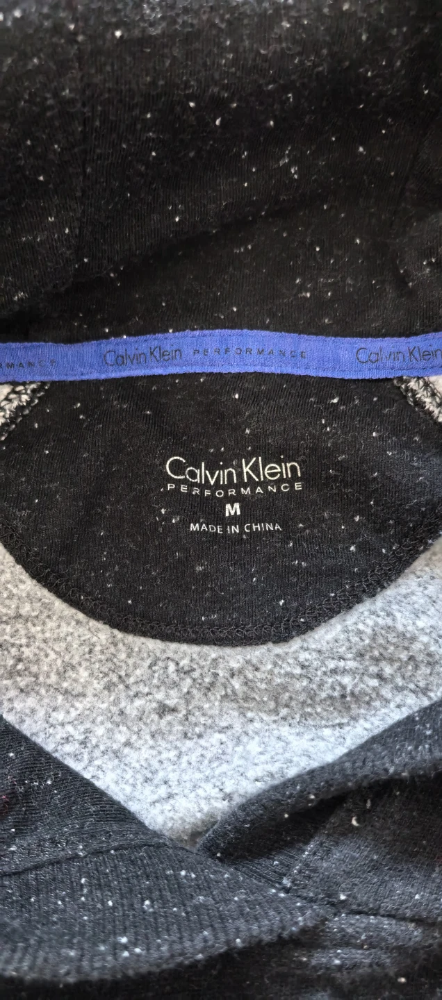 Calvin Klein Hoodie - photo 4