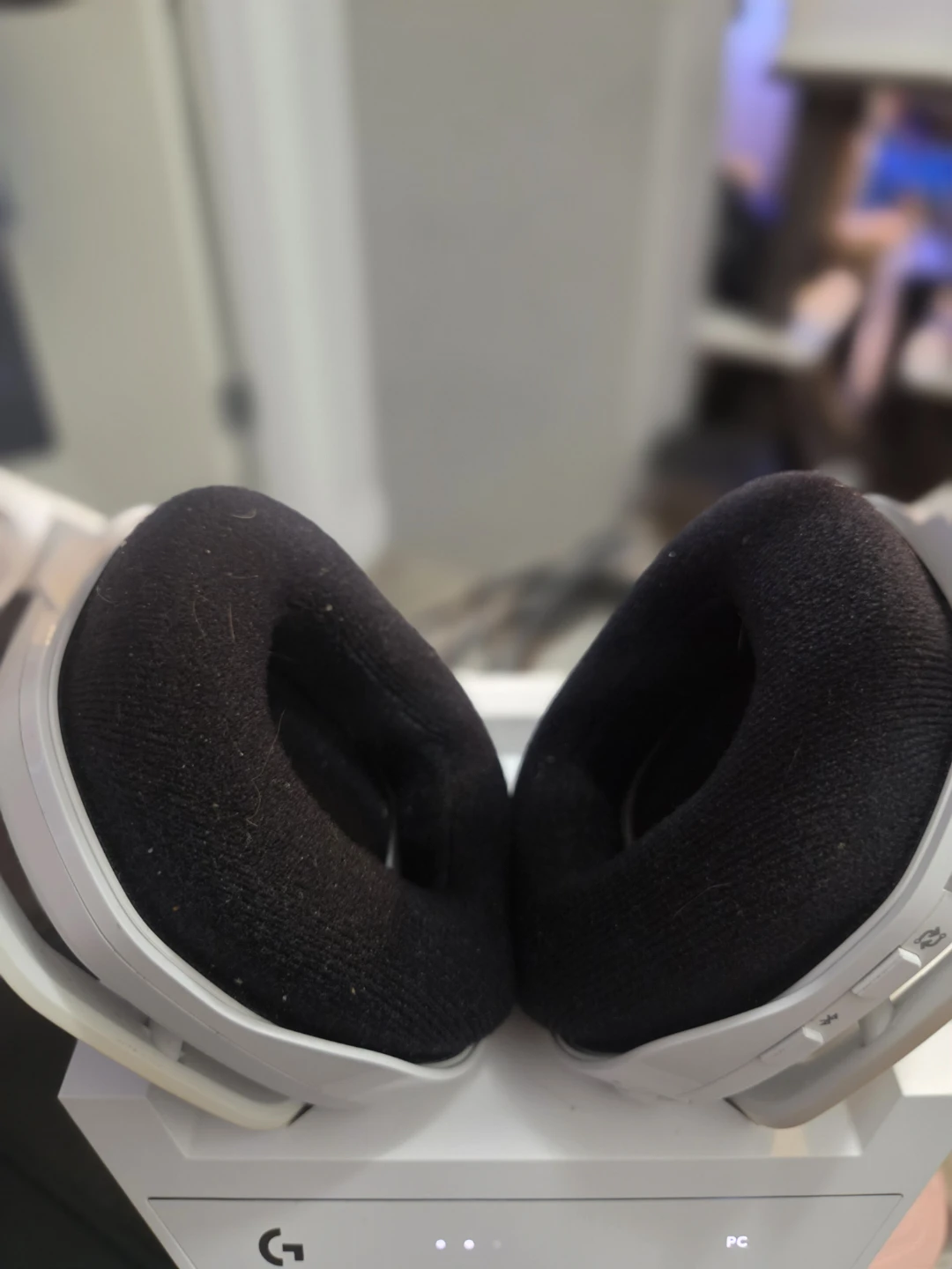 Logitech G Astro A50 X Wireless Gaming Headset - photo 2