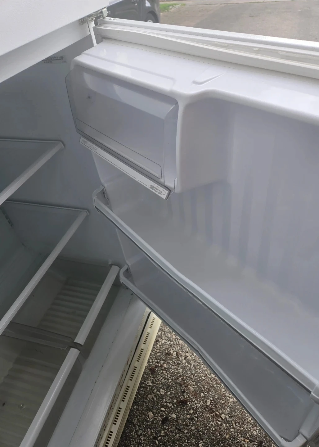 White Top-Freezer Refrigerator - photo 3