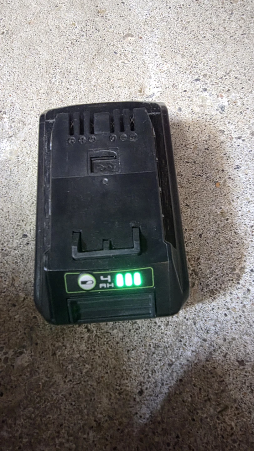 Greenworks 24V 4.0Ah Lithium-Ion Battery - photo 2