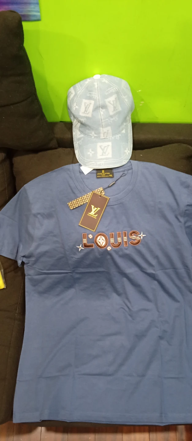 Louis Vuitton T-Shirt and Cap Set - photo 4