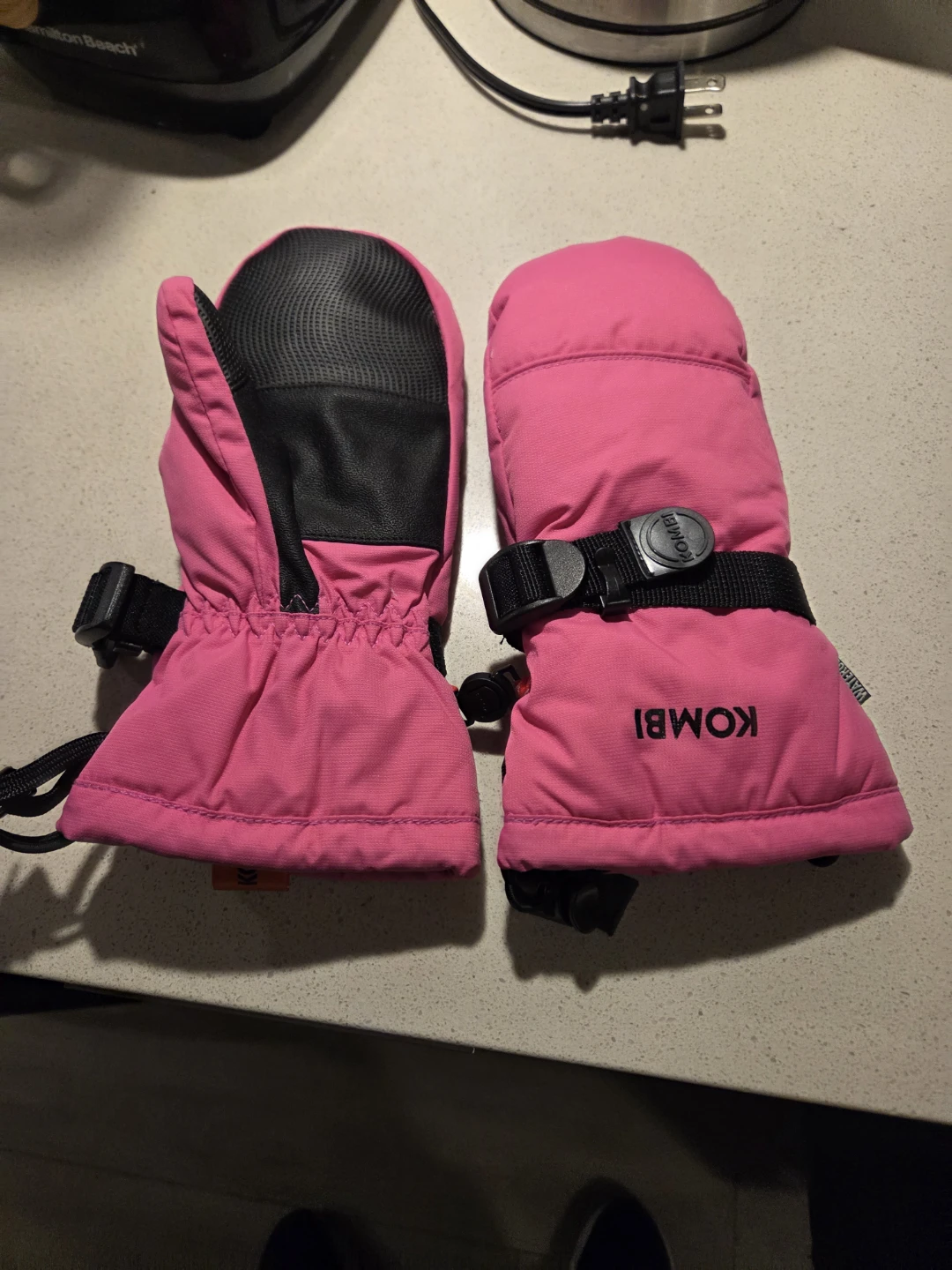 Kombi Pink Winter Mittens - photo 3