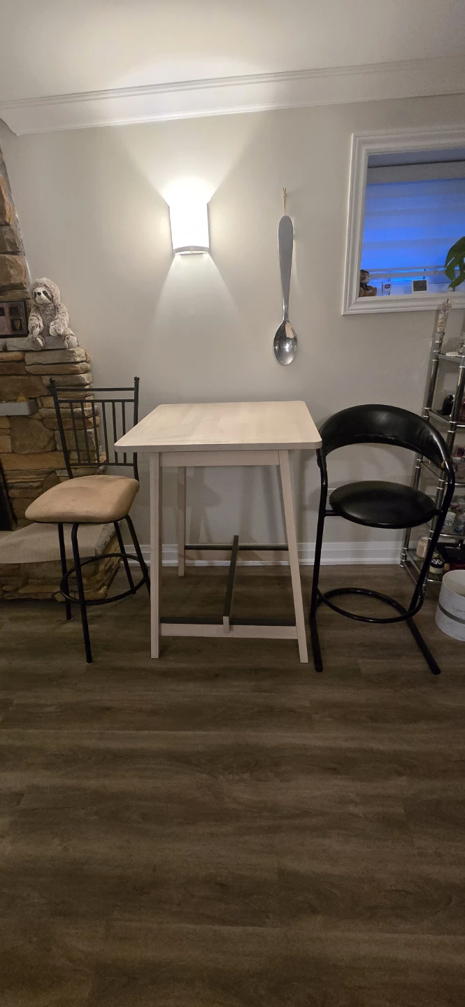 Table with 2 Bar Stools   with Padded Seats