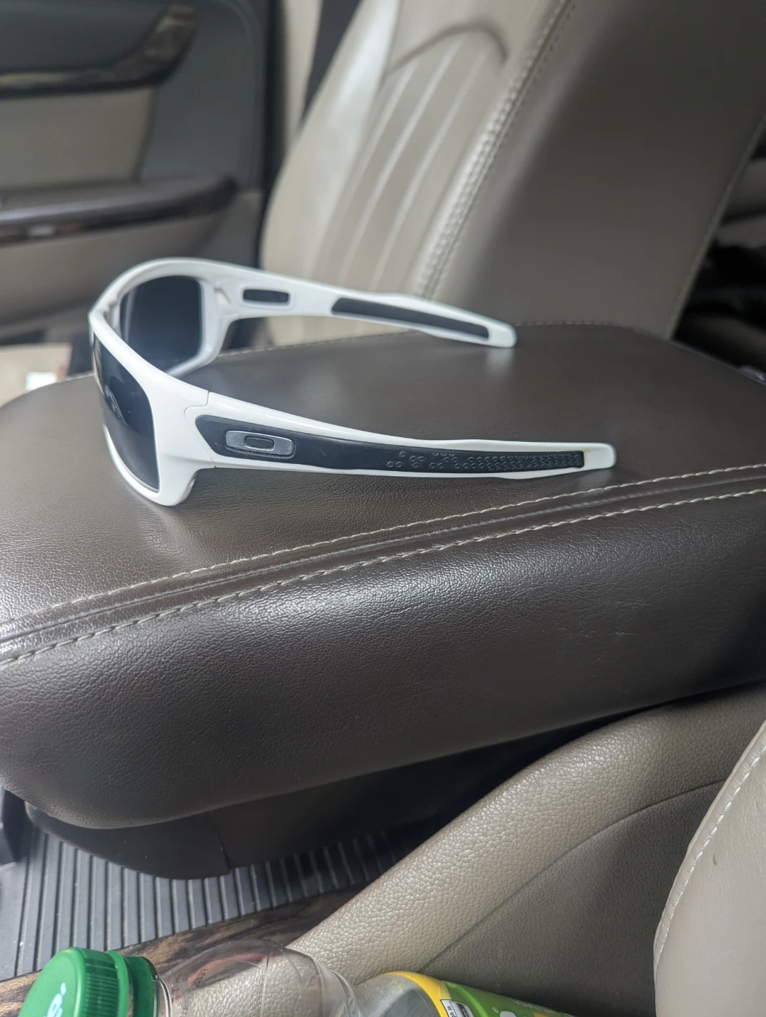 Oakley OO9263-04 Sunglasses - photo 2
