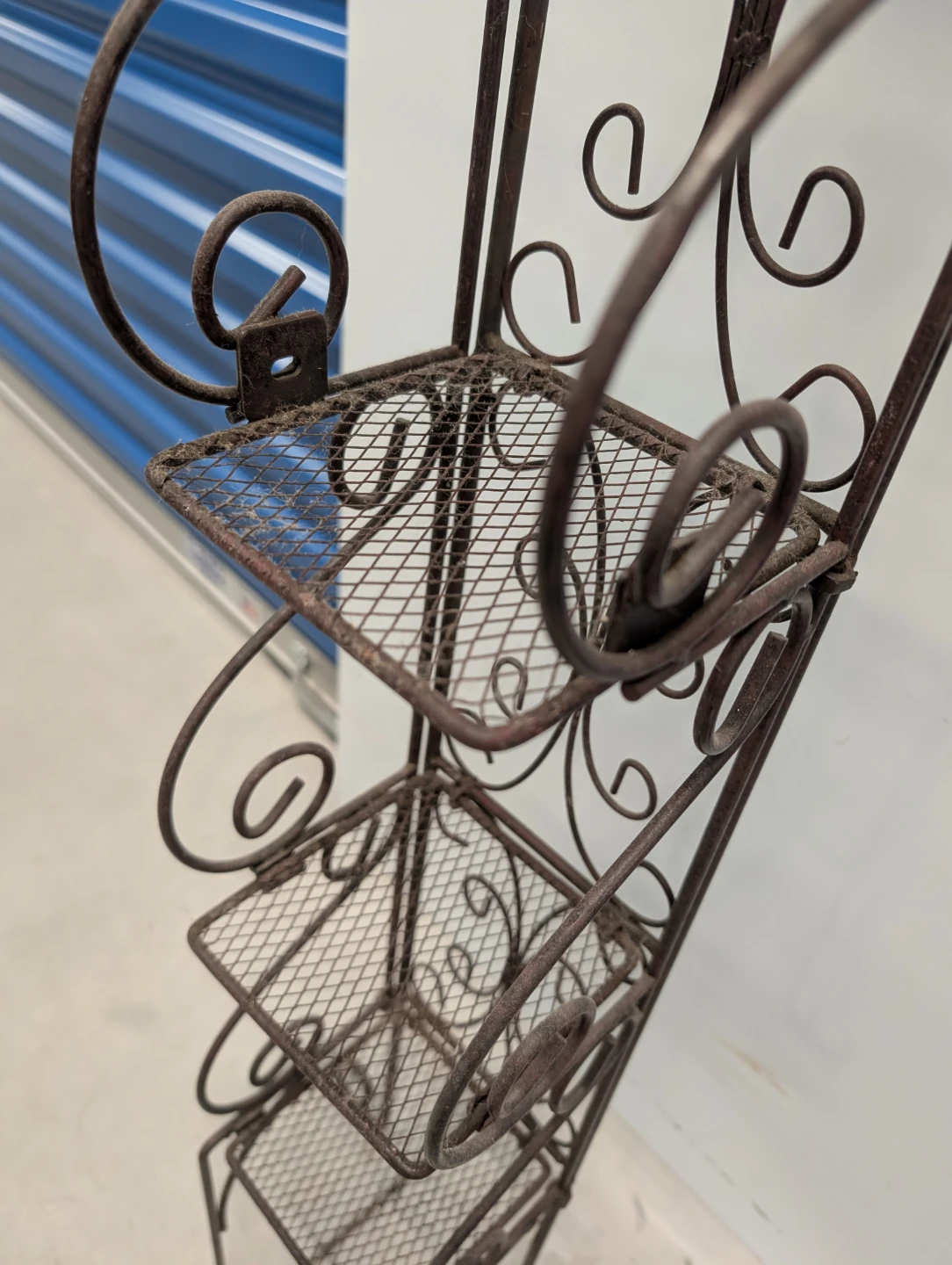 Tall Narrow Rod-Iron Collapsible Shelf - photo 3