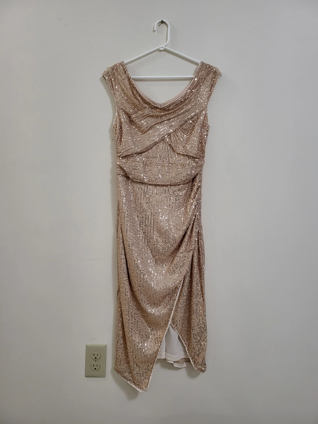Jasambac Champagne Sequin Cocktail Dress (Size S) - photo 2