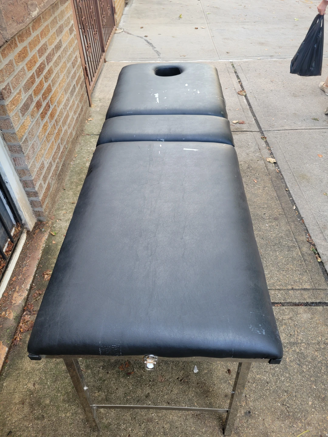 Portable Black Massage Table - photo 3