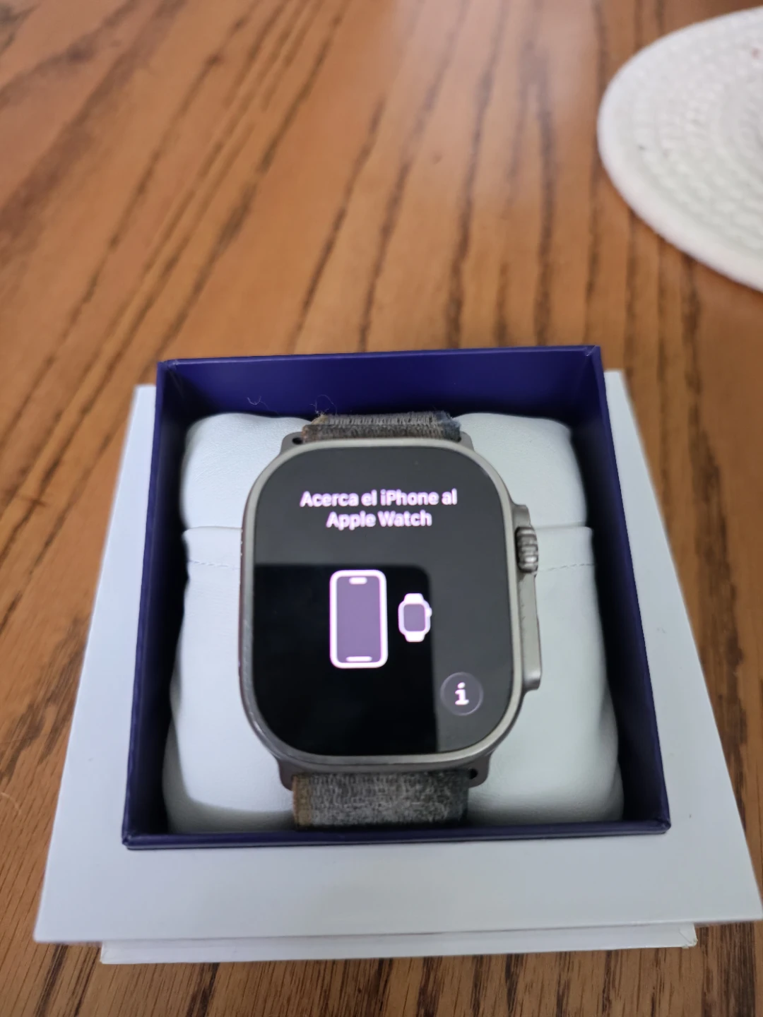 Apple Watch Ultra 2 49mm Titanium