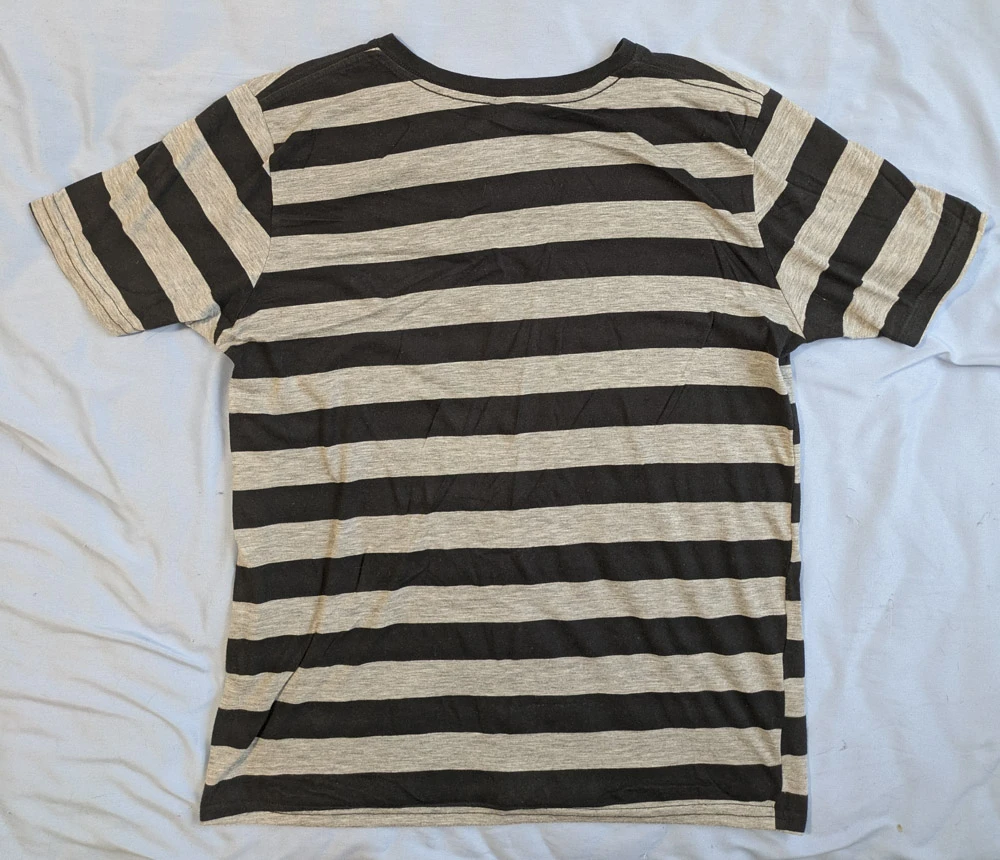 Cotton T-Shirt Size S - EXCELLENT CONDITION - photo 2