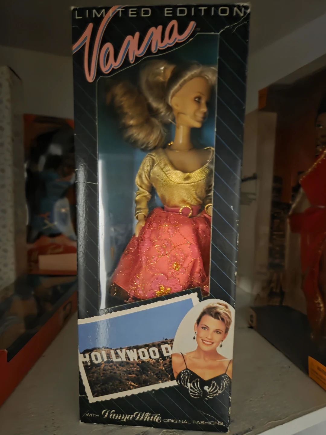 Vanna White Hollywood Doll - photo 2