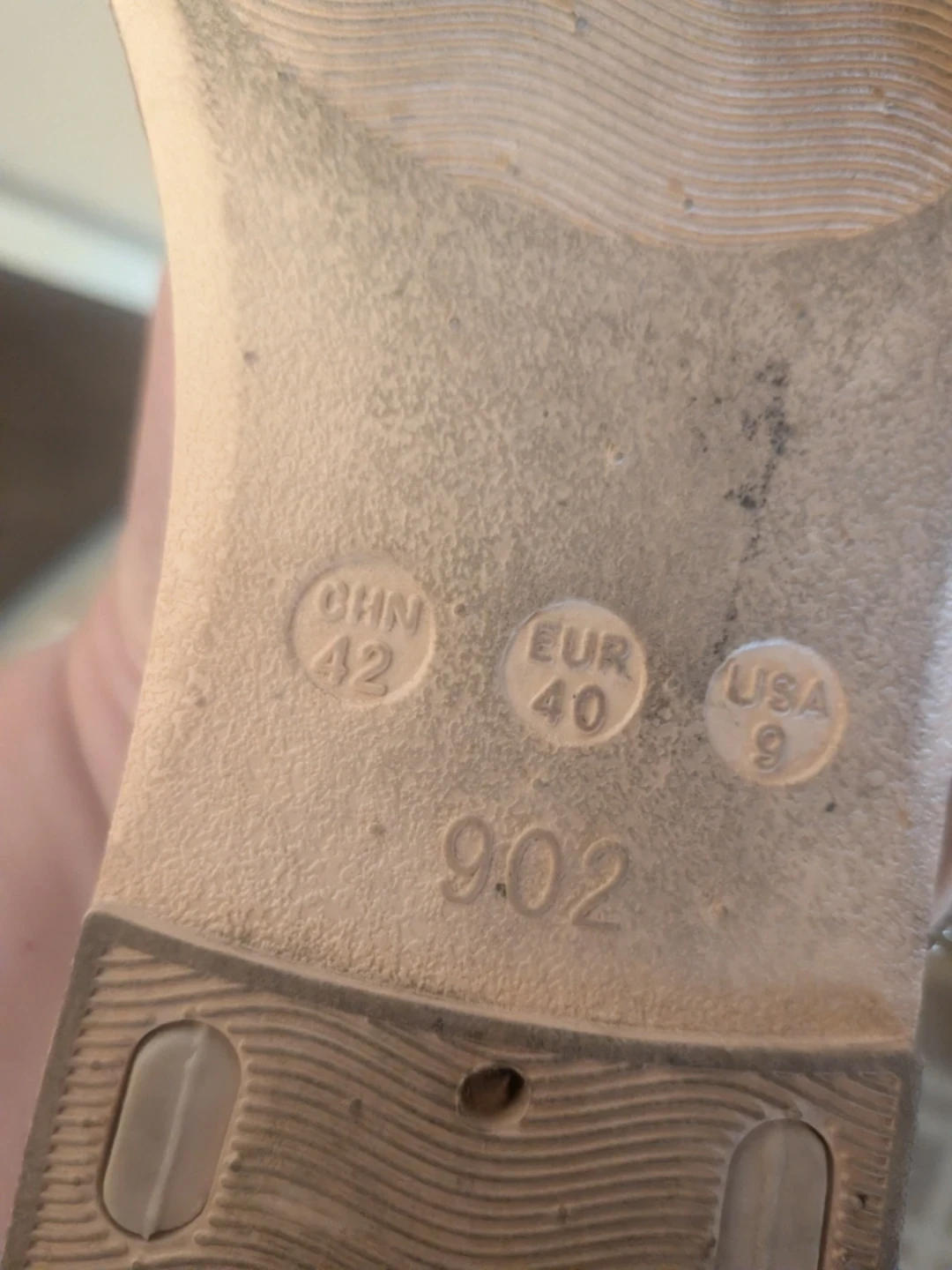Thong sandals pick up in St Albert - photo 2
