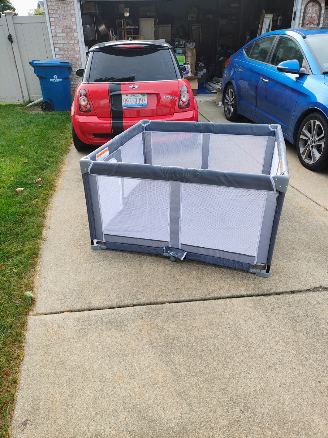 Foldable Playpen 50"x50" Safety Play Yard for Babies & Toddlers - photo 4