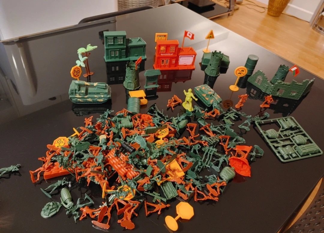 Assorted Army Men and Military Playset
