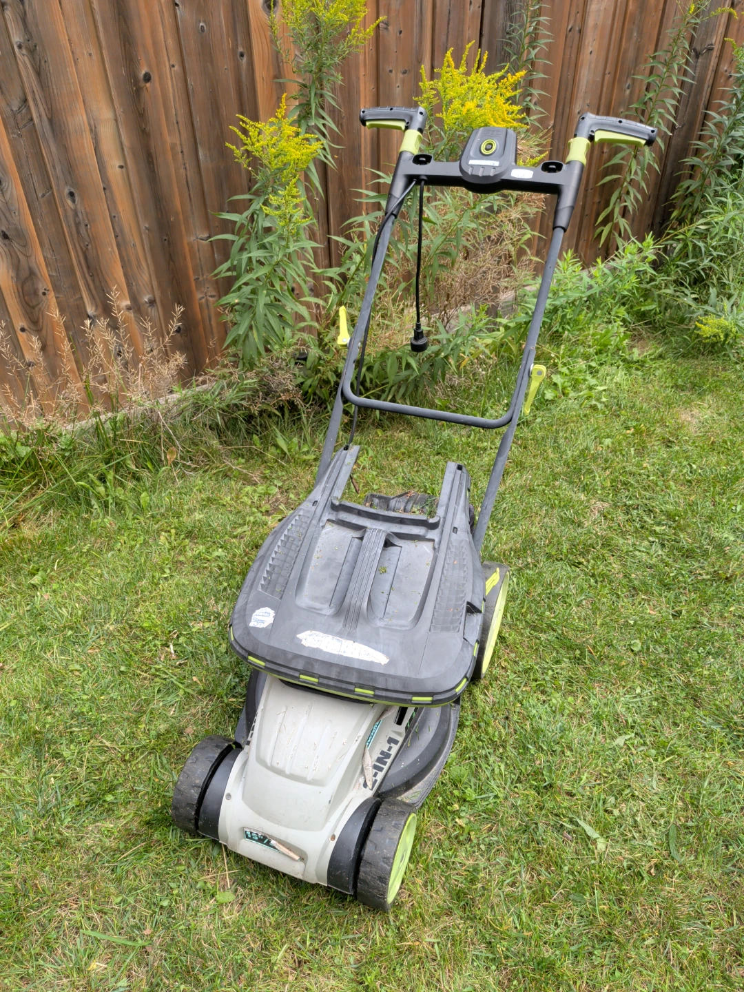 Sun Joe Electric Lawn Mower - photo 3