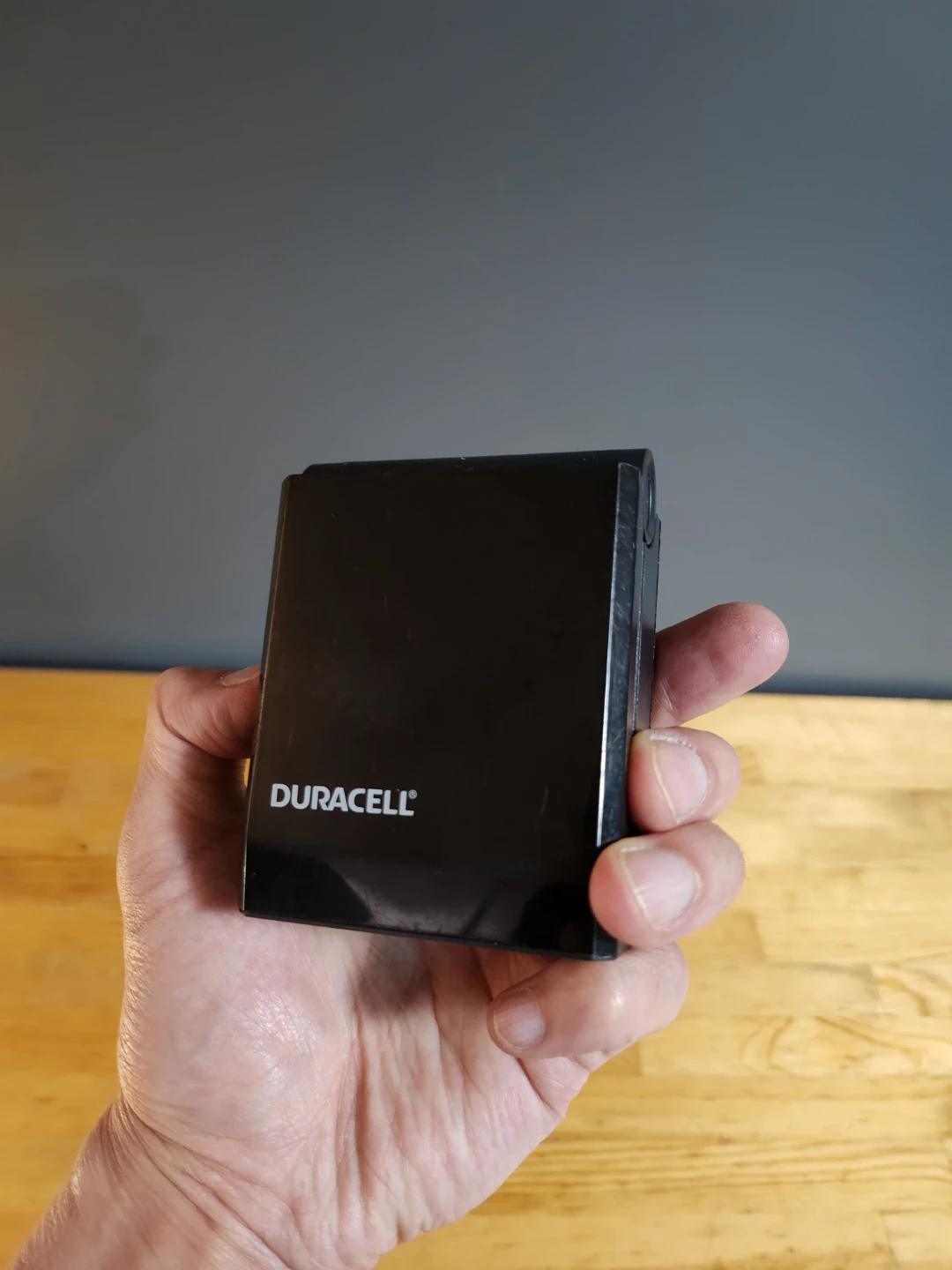 Duracell Folding Compact Battery Charger 🏈 - photo 4