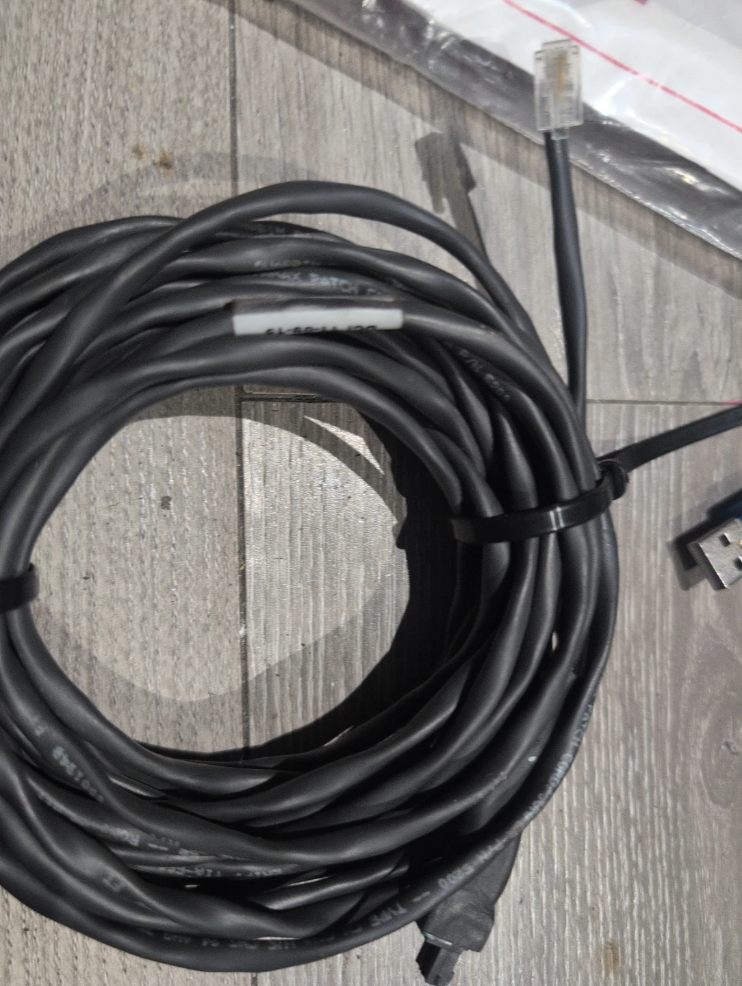 Assorted Cables and MagBench Security Strap - photo 4