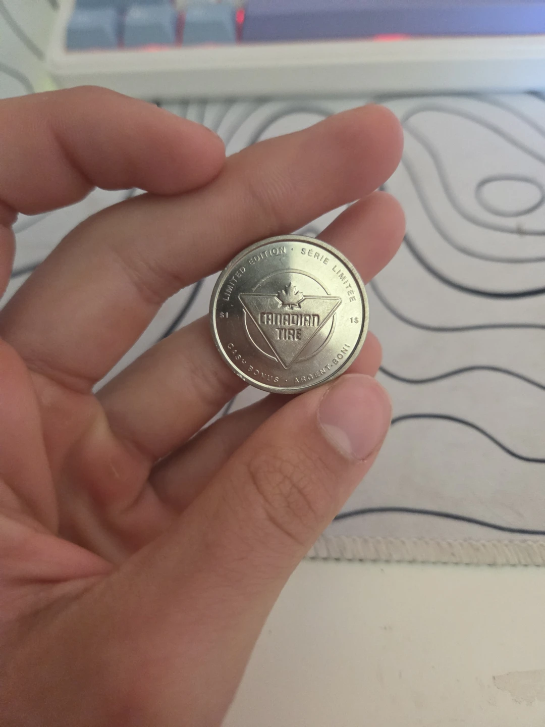 Canadian Tire Limited Edition $1 Cash Bonus Coin - photo 2