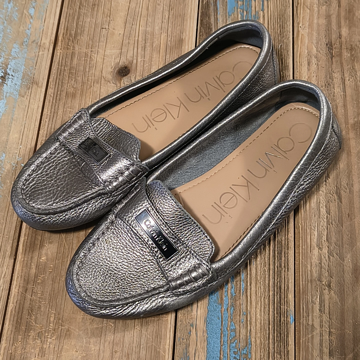 Calvin Klein Metallic Loafers Size 8.5 Womens - photo 2