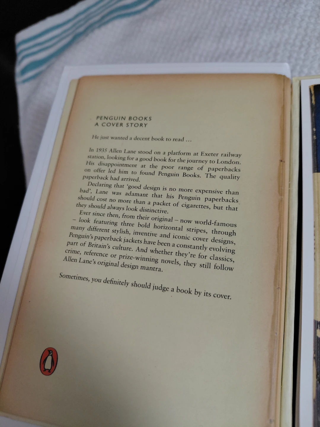Penguin Books Postcards from Penguin Box Set - photo 4