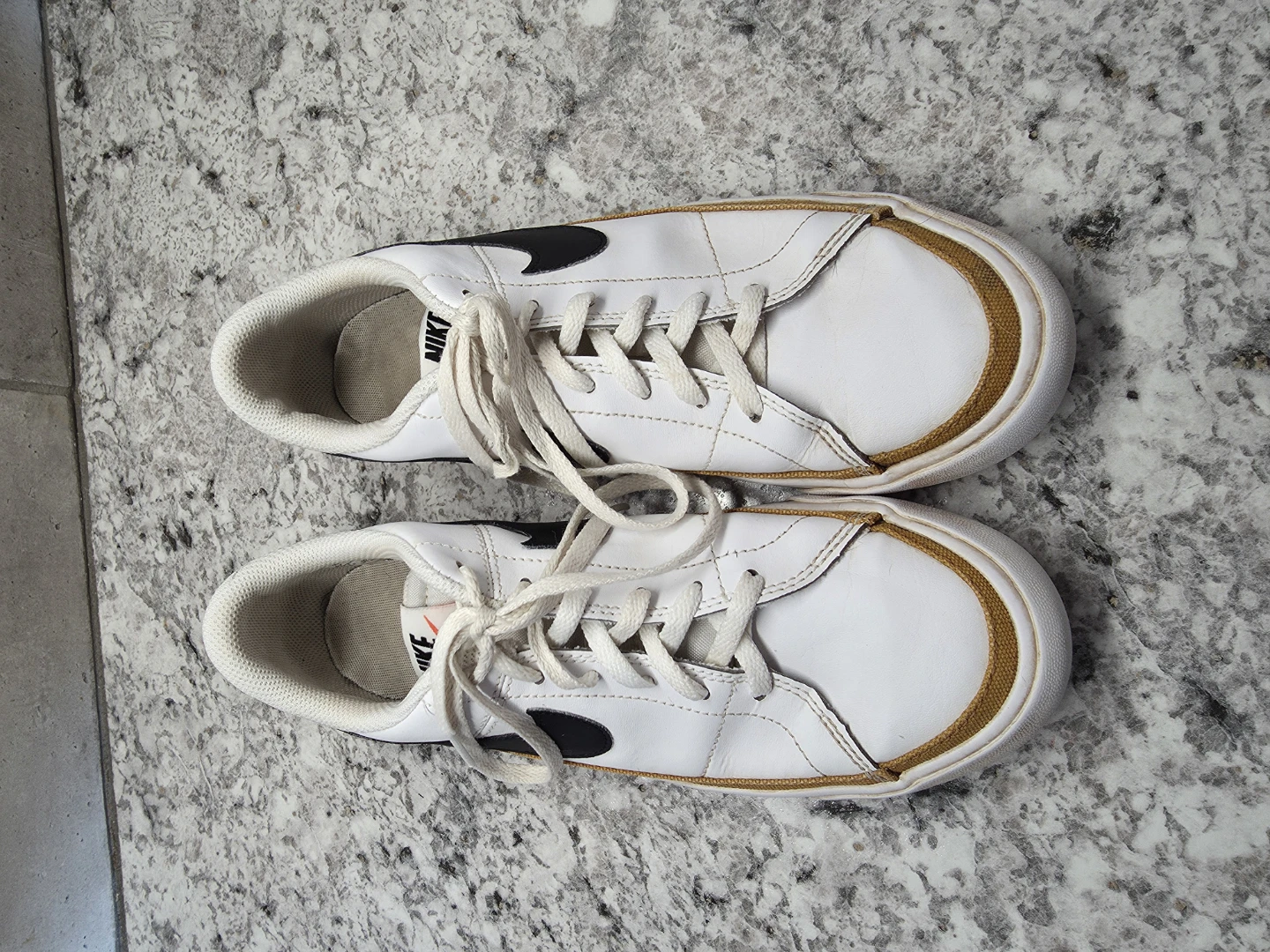Kids Size 6 Nike Court Legacy Sneakers - photo 2