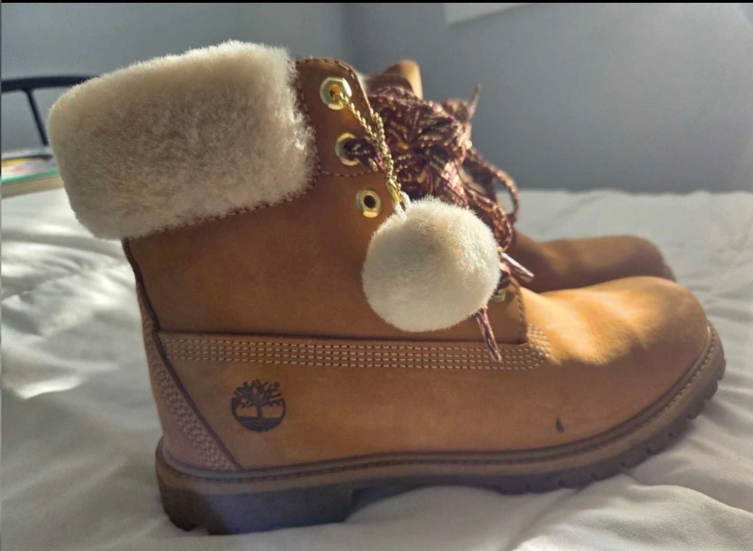 Womans Timberland Shoes US Size 9 - photo 4