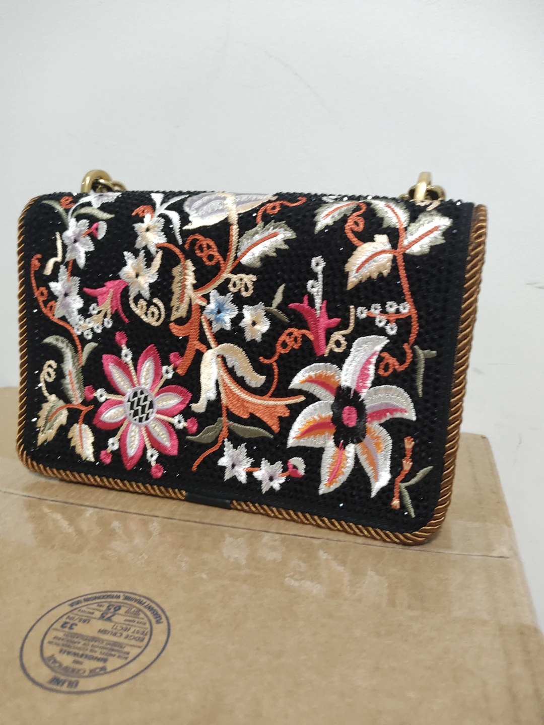 Valentino Garavani Floral Embroidered Shoulder Bag - photo 3