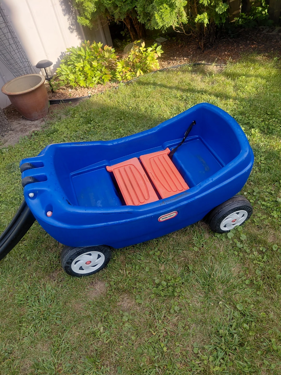 KIDS PULL WAGON