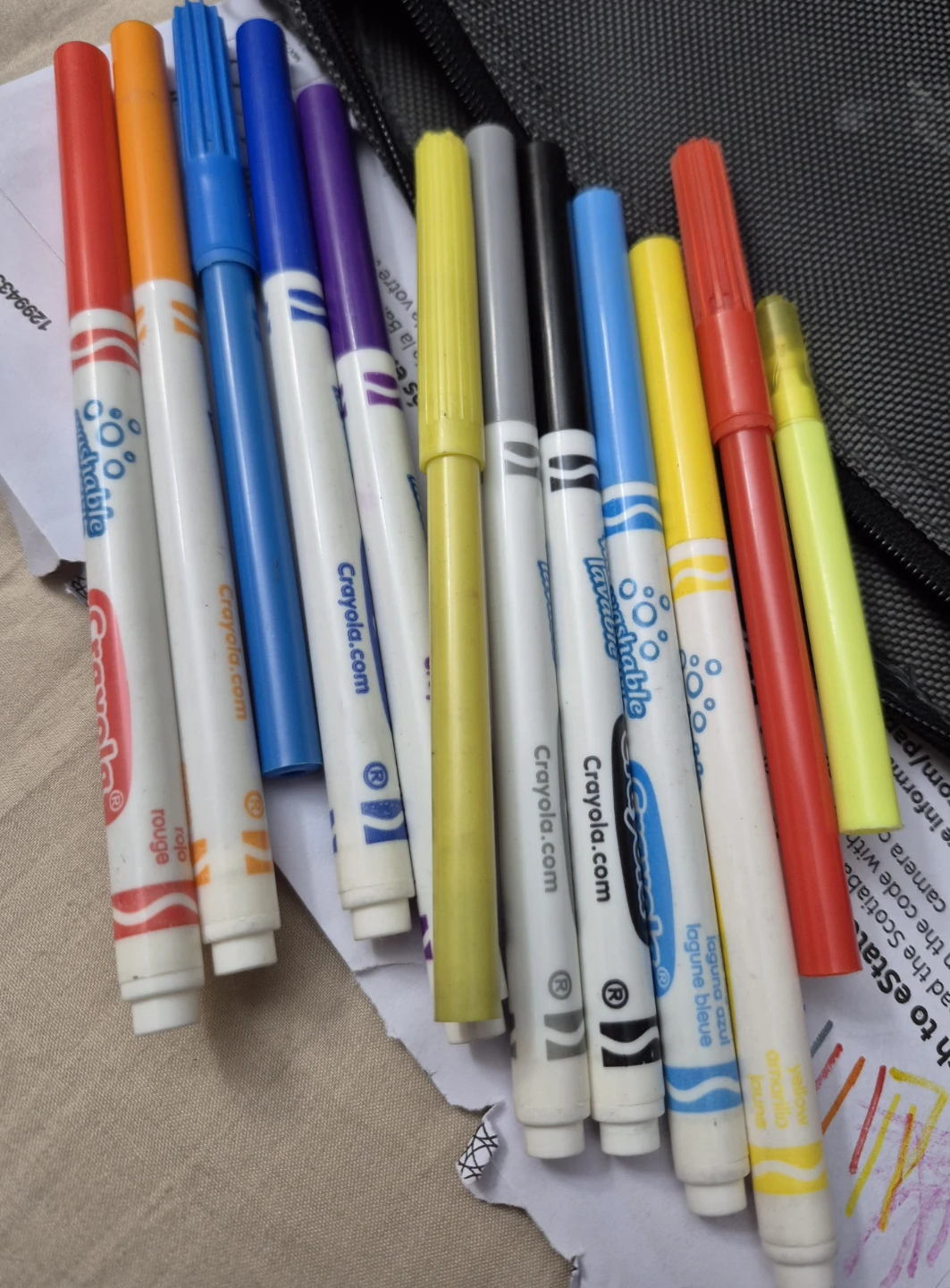mixed new and old Assorted Crayola pencil