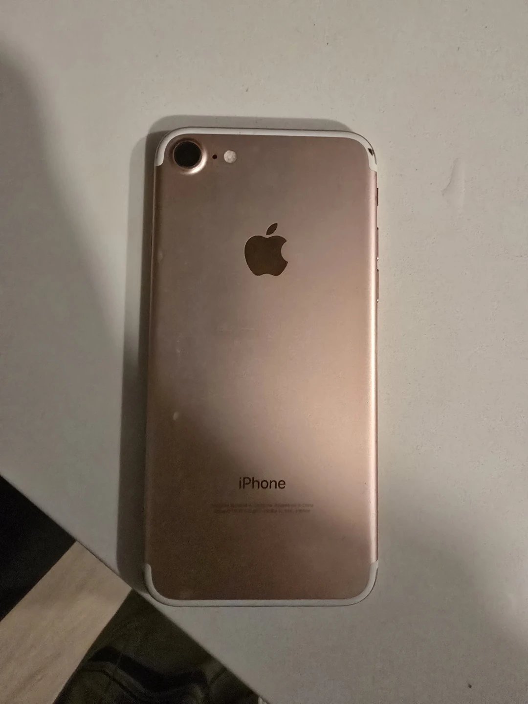 Apple iPhone 7 Rose Gold - photo 2