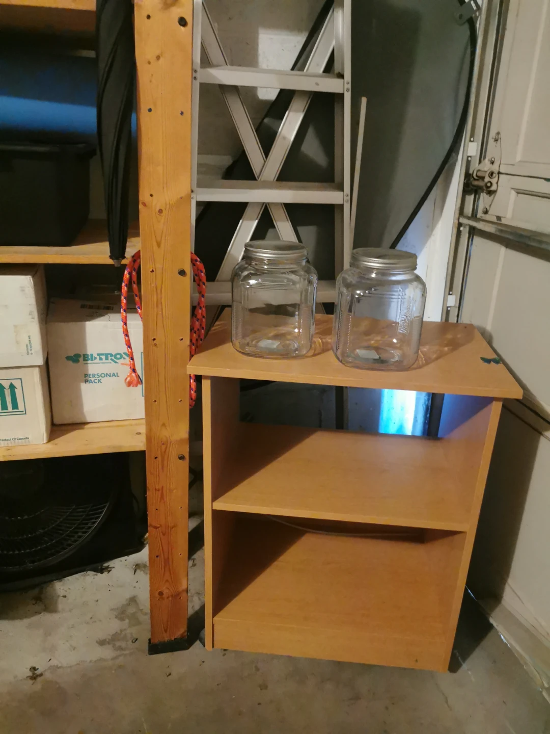 Small light brown wooden shelving unit - photo 3