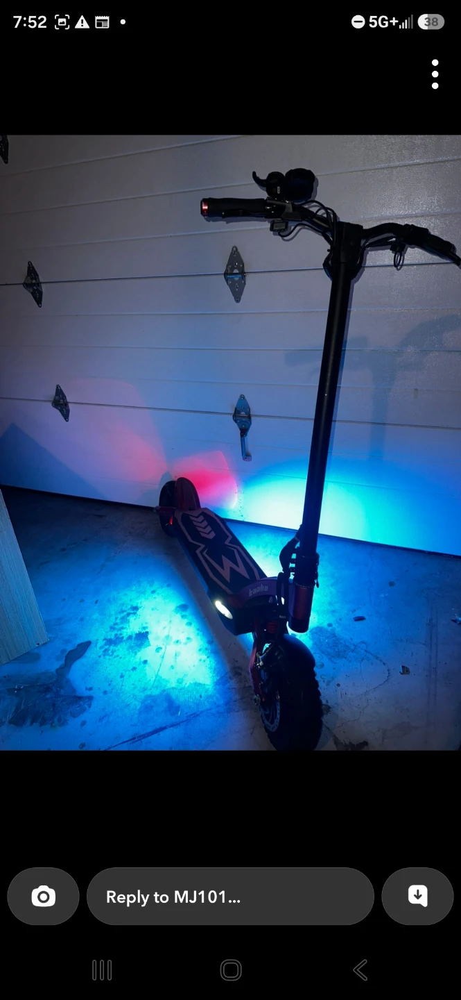 Kaabo Mantis Electric Scooter - photo 3